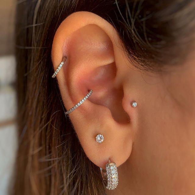 Conch Clicker Piercing Ring 18K vergoldet Glitzer Steinchen
