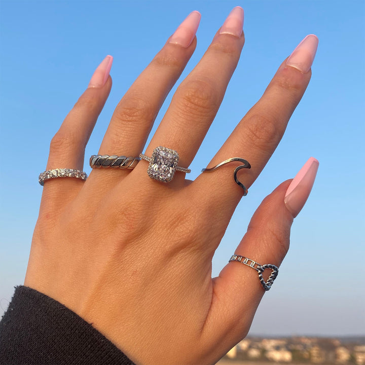 Chirurgenstahl Ring mit rechteckigen Zirkonia Stein