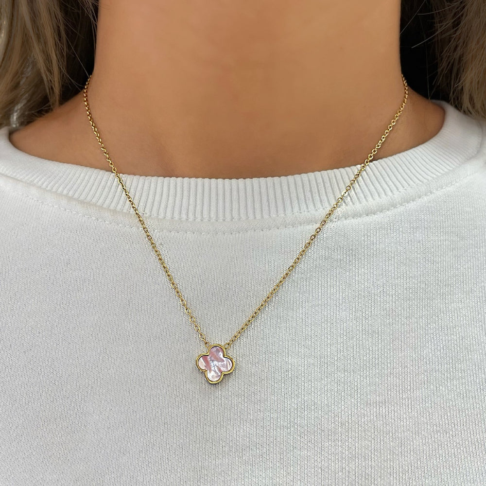 DIAMOND – Halsketten: 3 elegante – Seite MODE Kaufe Halsketten jetzt