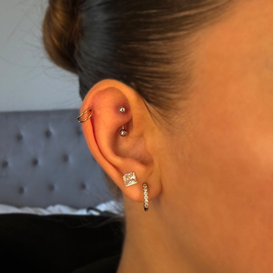 Doppelter Segmentring Helix Piercing Titan