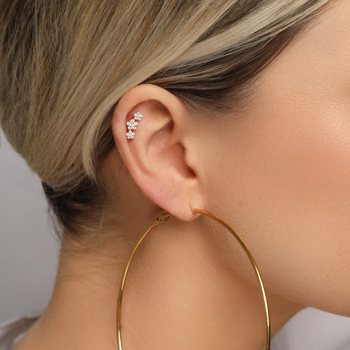 Blumen Piercing Helix Titan Gold
