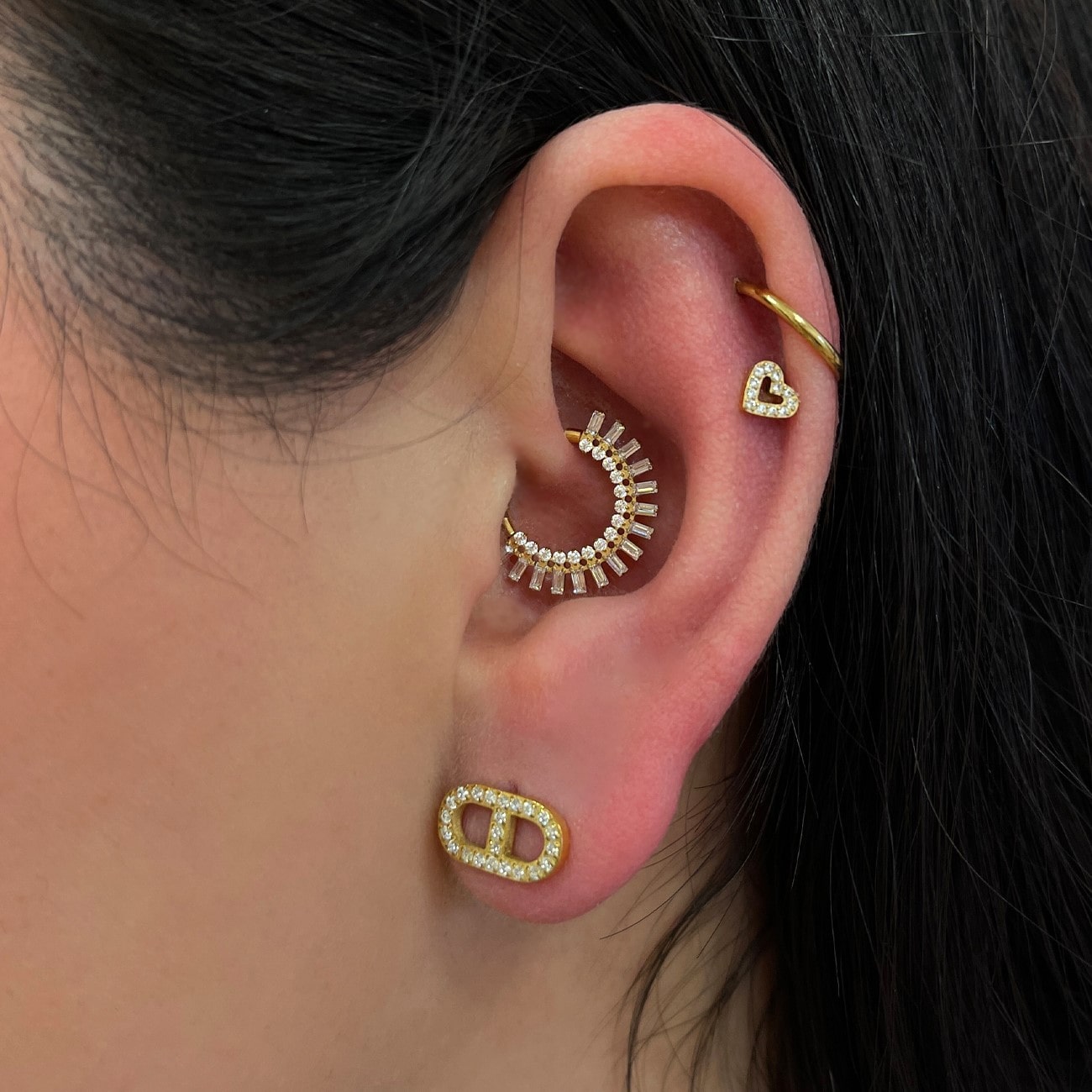 Stud earrings for women Buy elegant stud earrings for women DIAMOND MODE