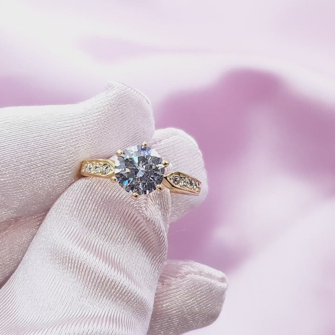Funkelnder Zirkonia Ring aus Echtsilber 925er in Gold