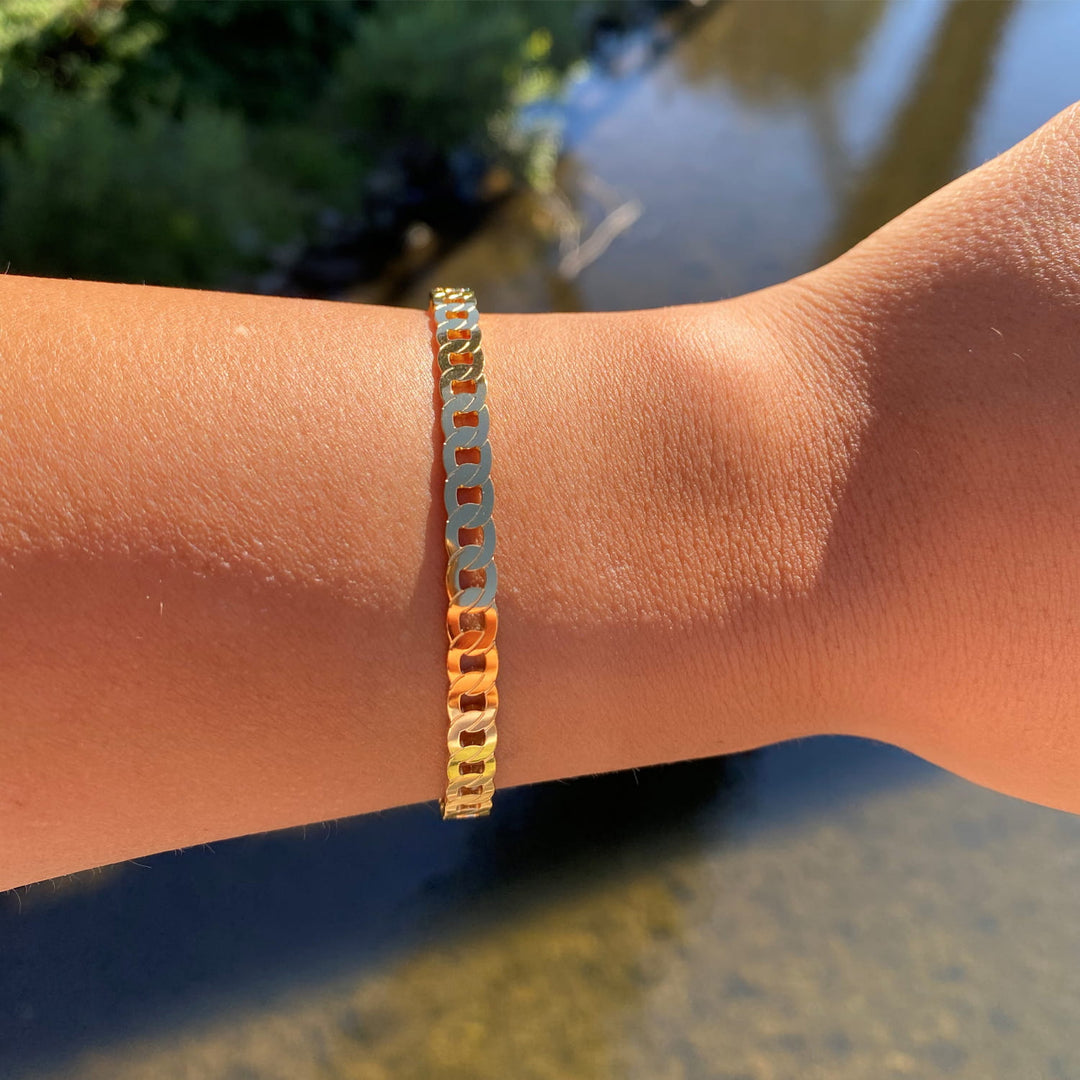 Schlichter Armreif für Damen wasserfest 18K vergoldet
