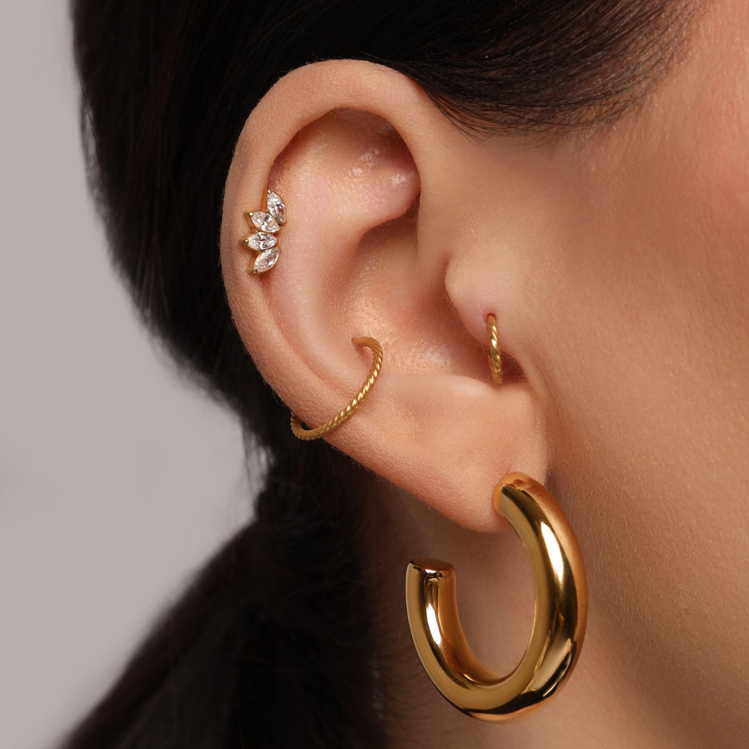 Lotus Blüte Helix Piercing Titan gold